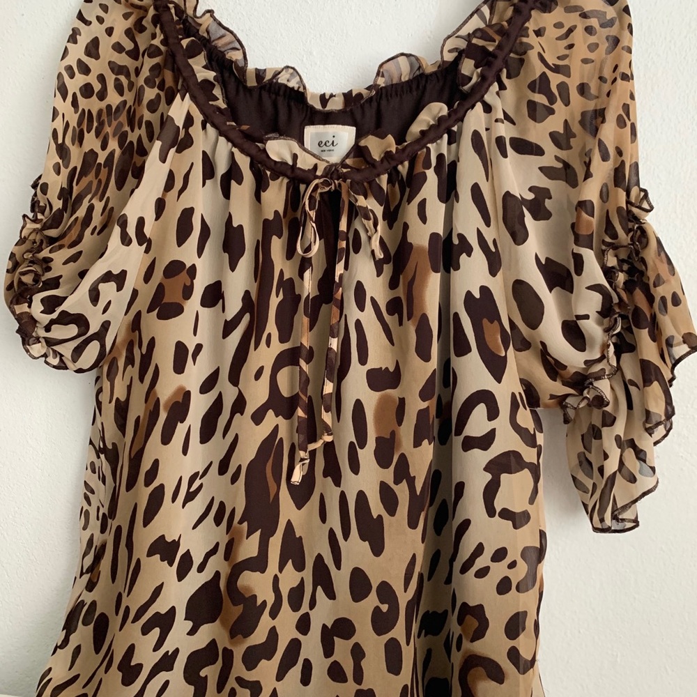 Leopard print blouse 🐆